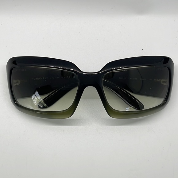 Chanel green sunglasses w/ gradient tint - Picture 2 of 12